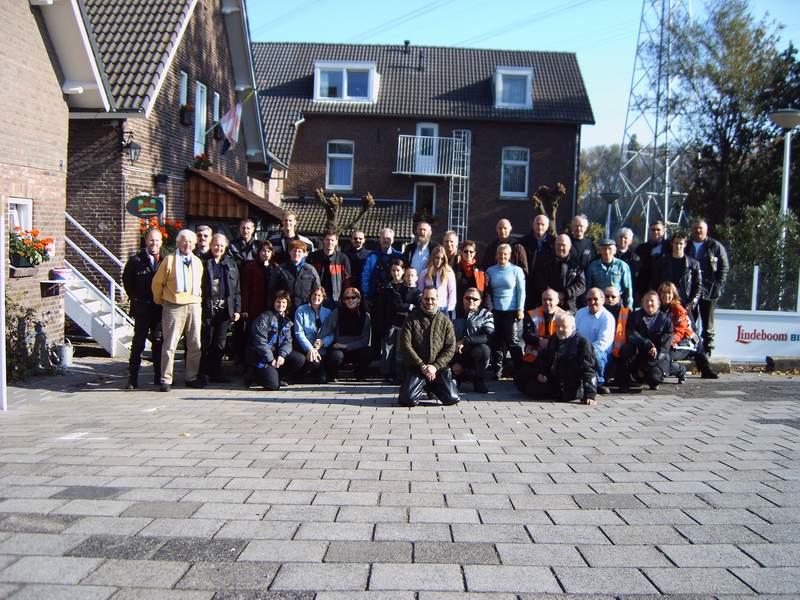 Groepsfoto herfstrit 2005 tpv  camping In Den Hof